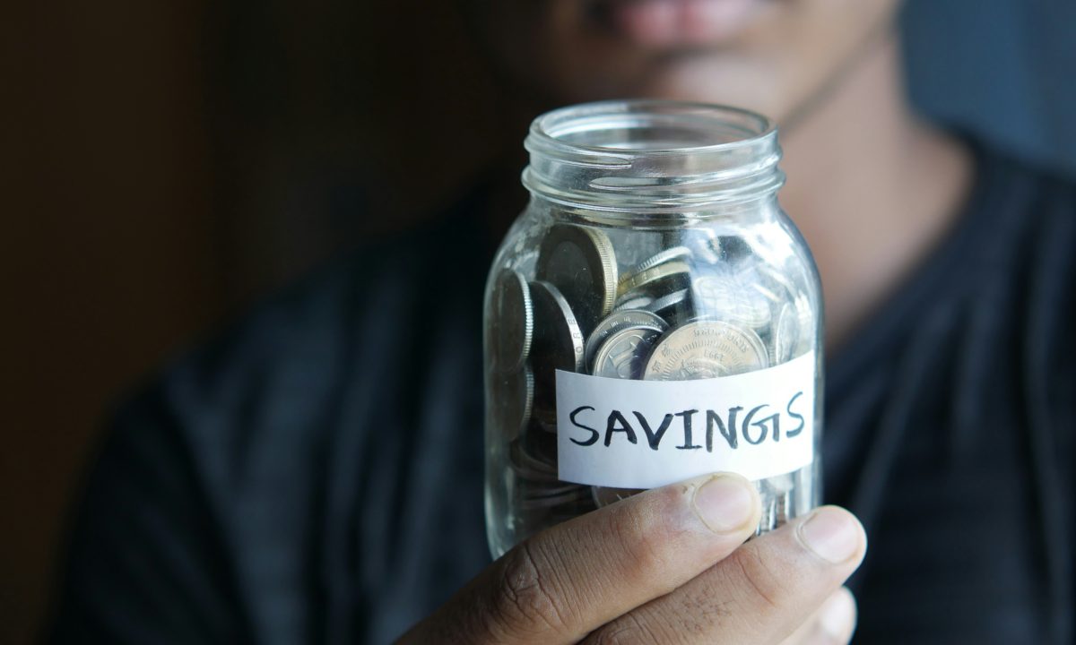 Frugal Living Tips: 30 Ways to Cut Expenses Without Feeling Broke