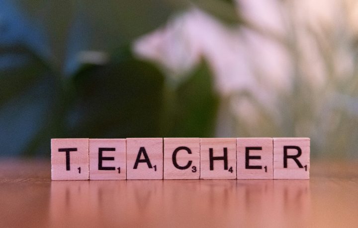 Best Side Hustles for Teachers to Earn Extra Income in 2026