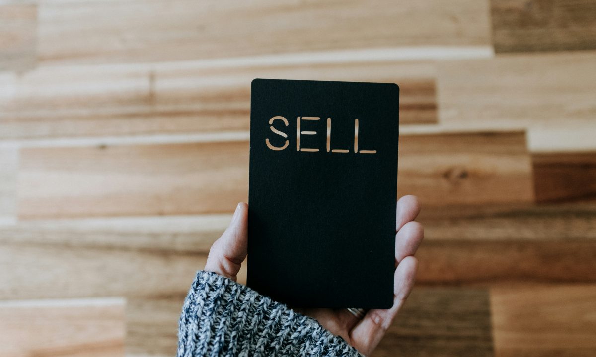 How to Make Money Selling Courses